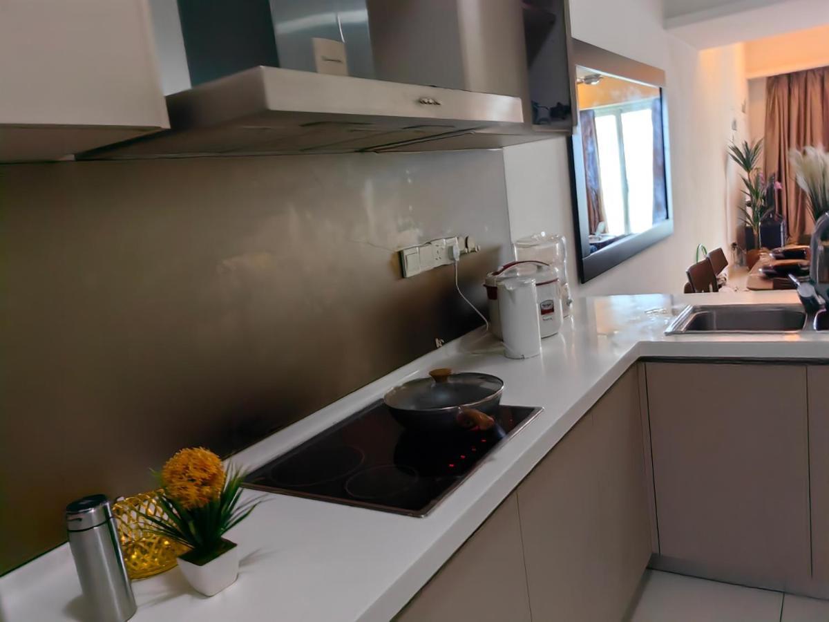 26 Suasana Bukit Ceylon 5 Minutes To Alor Street Bukit Bintang Klcc Pavilion 11 Pax 3r2b Apartment