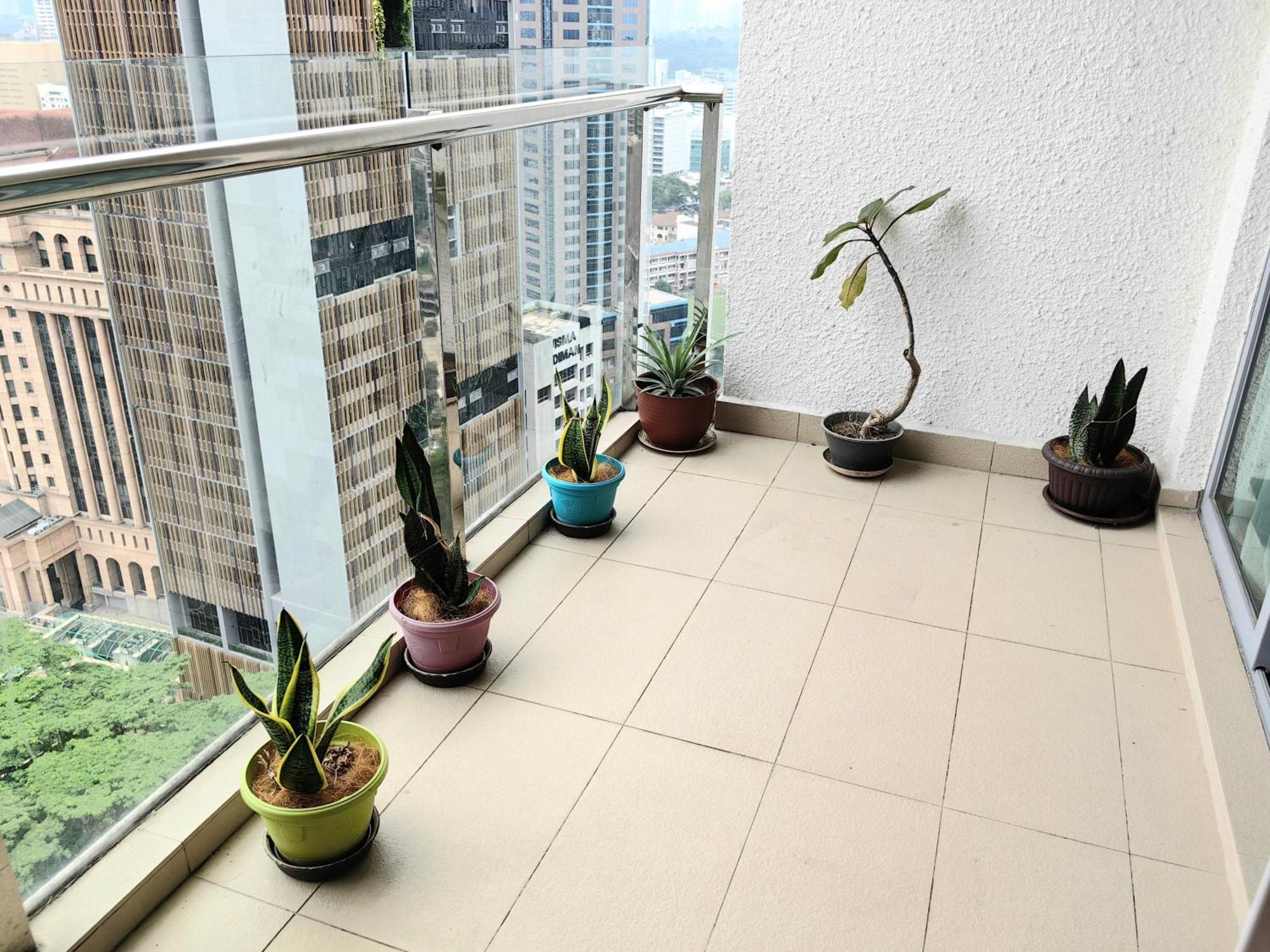 26 Suasana Bukit Ceylon 5 Minutes To Alor Street Bukit Bintang Klcc Pavilion 11 Pax 3r2b Pangsapuri *